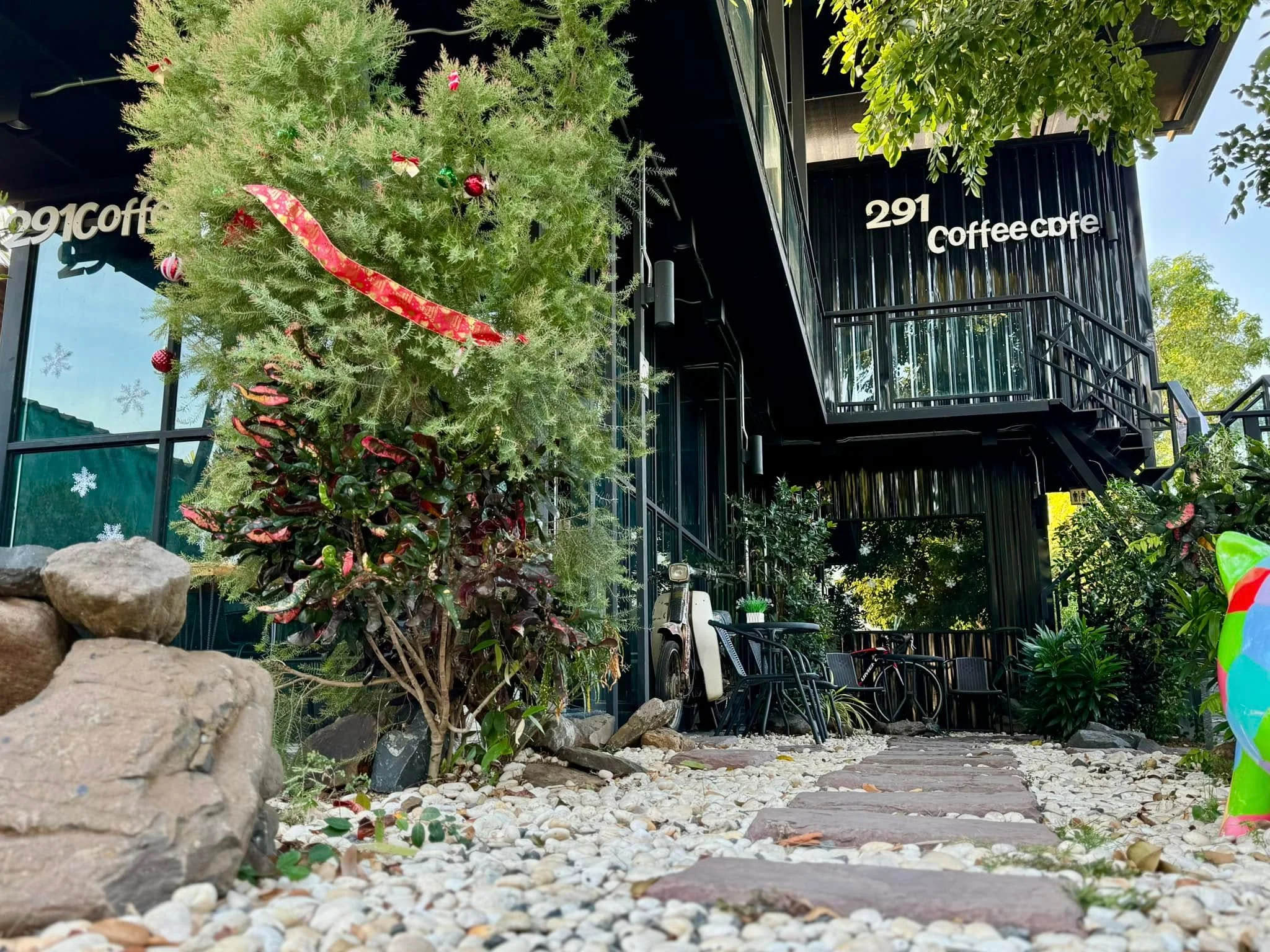 291 Coffee Cafe แหนมเนือง-11