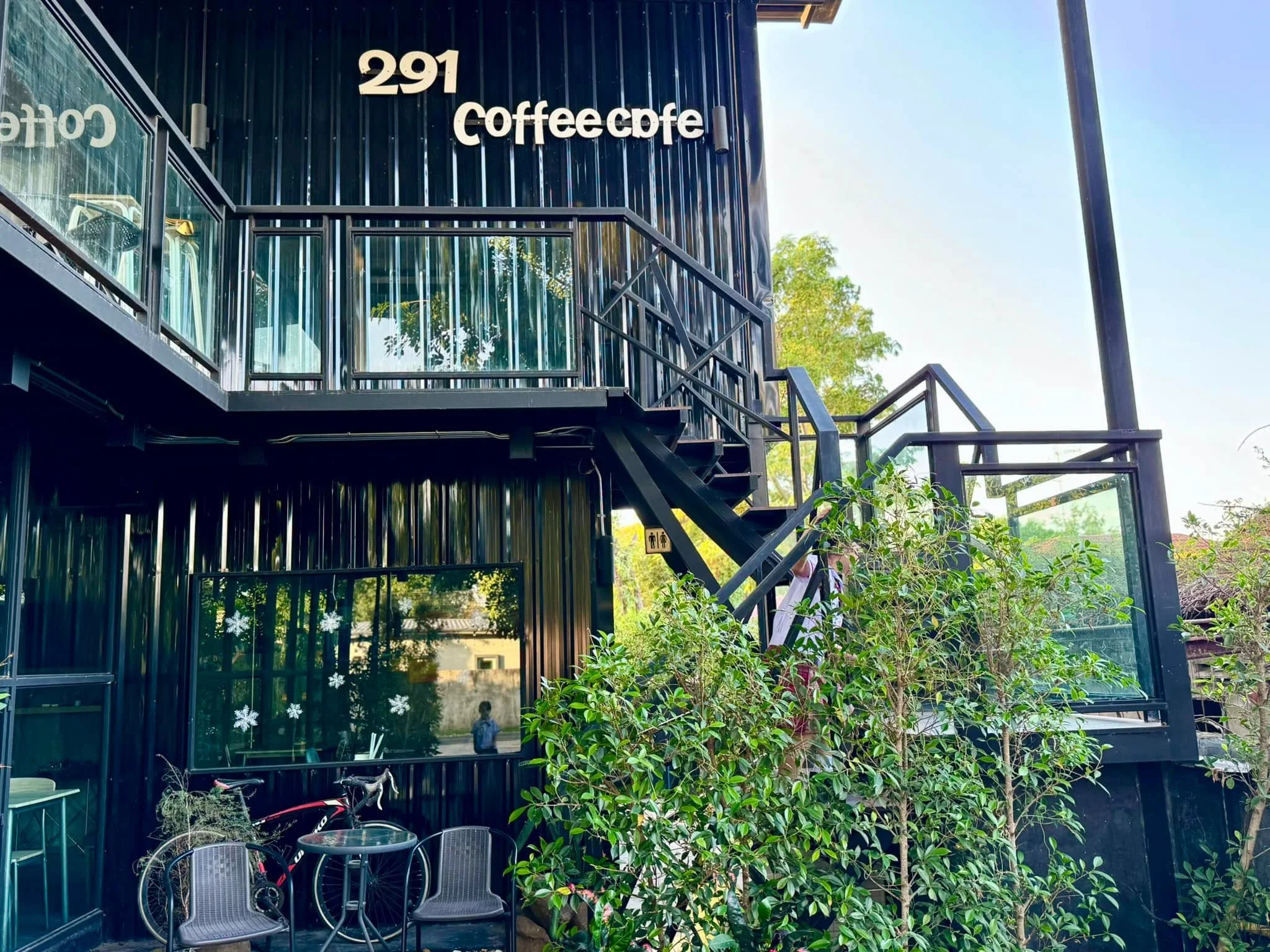 291 Coffee Cafe แหนมเนือง-12