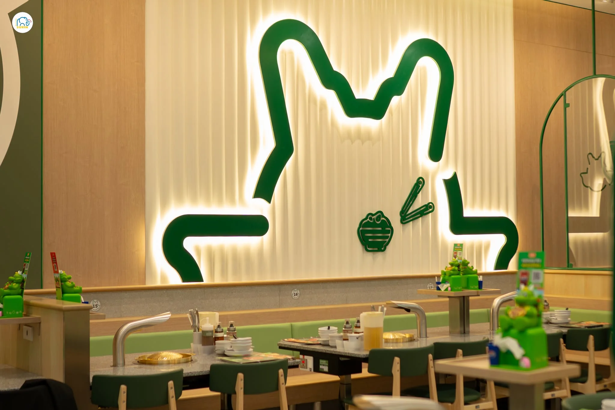 Bar B Q Plaza-5
