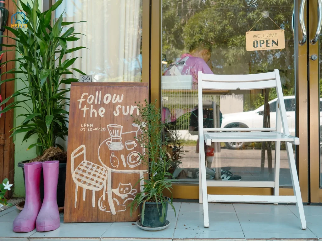 Follow the sun.home cafe-4