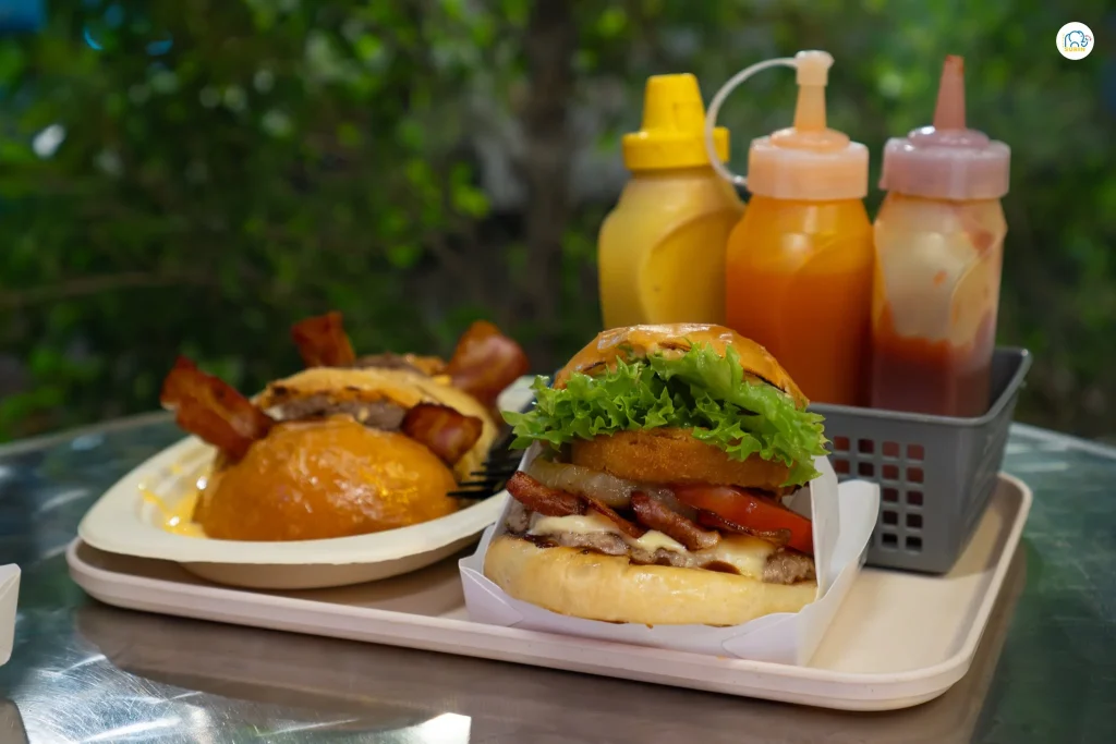 Junkies Burger-1
