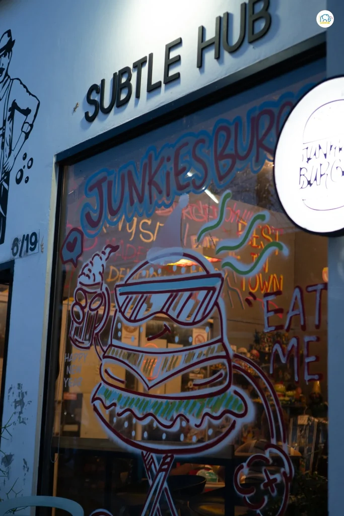 Junkies Burger-14