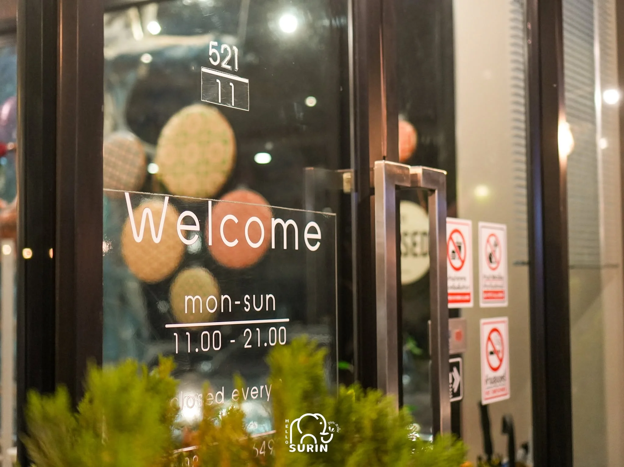 Mozern Restaurant-28