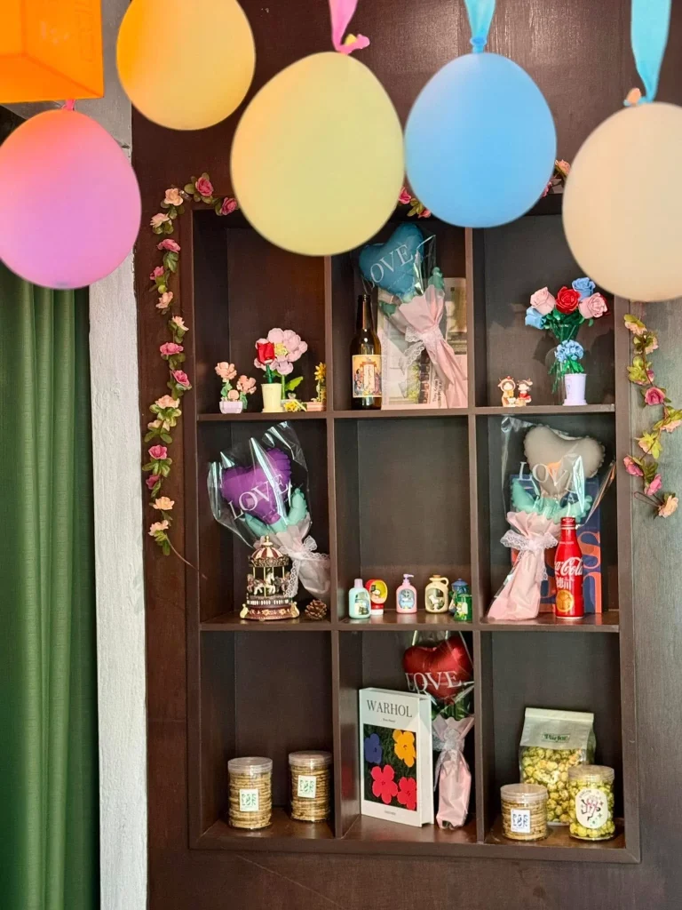 Parlor พาเลอร์ -25
