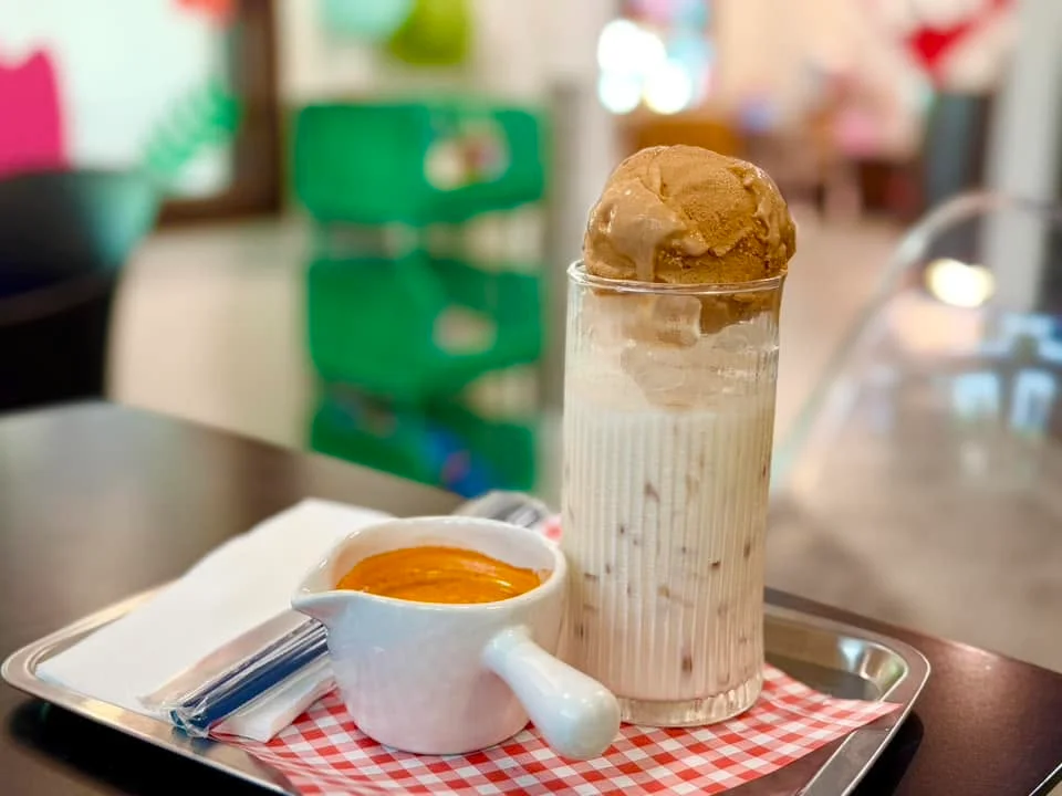 Parlor พาเลอร์ -6