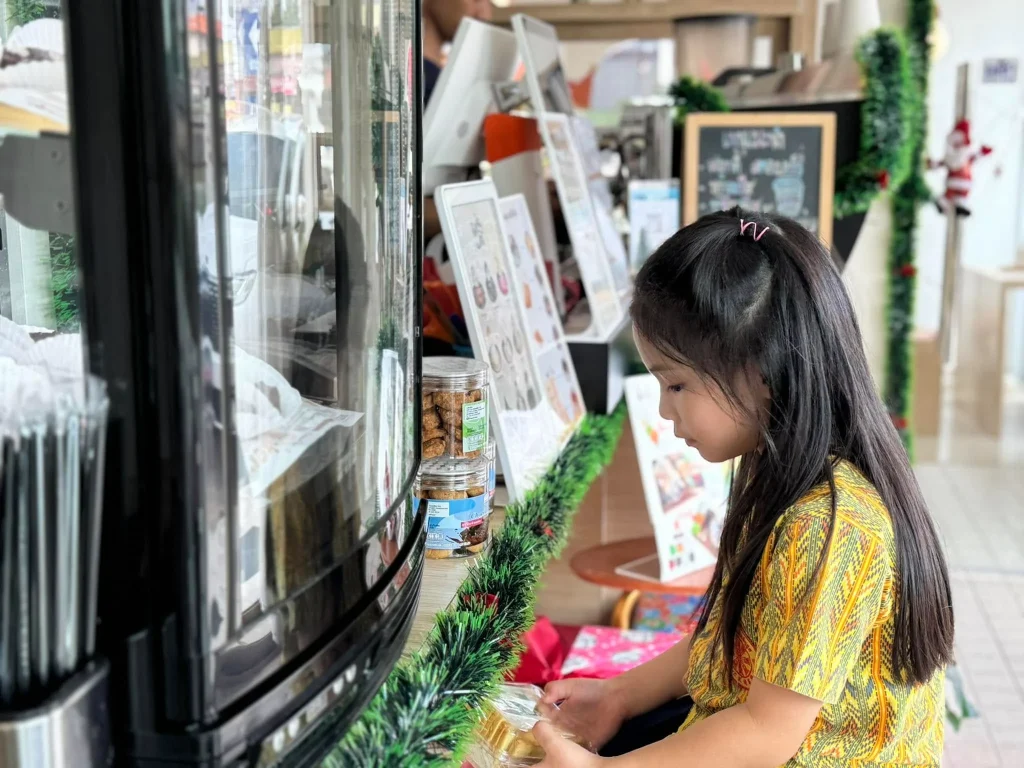 Sao Cafe Surin-22