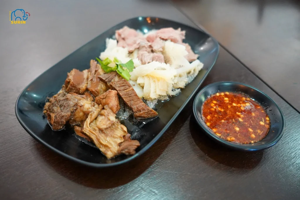 ก๋วยเตี๋ยวเรือ วรรณทองสองชาม -13