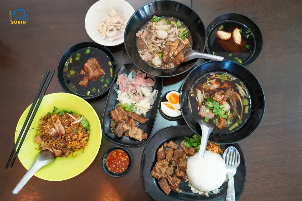 ก๋วยเตี๋ยวเรือ วรรณทองสองชาม -18