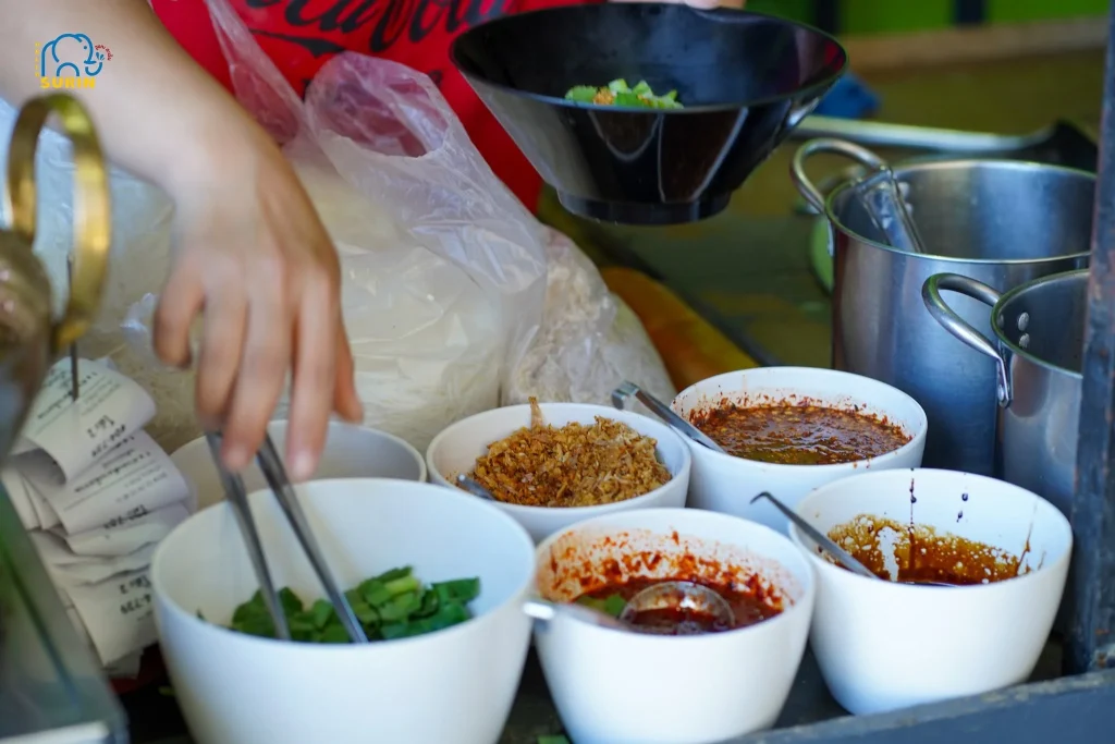 ก๋วยเตี๋ยวเรือ วรรณทองสองชาม -19