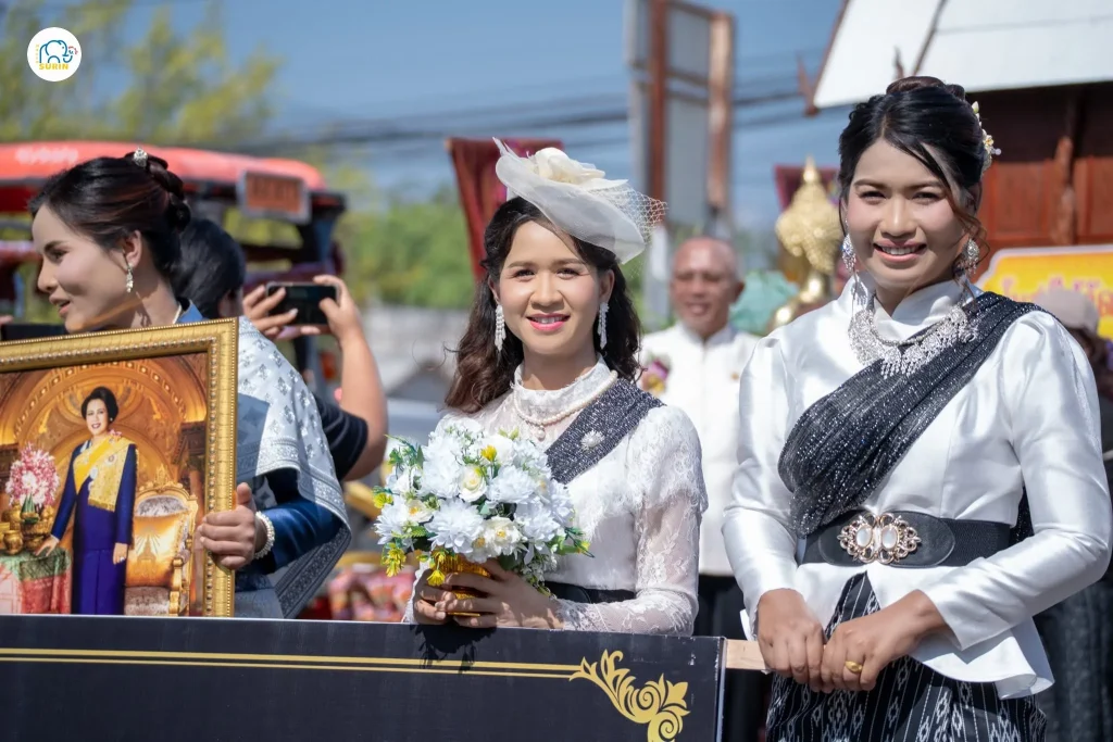 ขบวนแห่ของดีอำเภอปราสาท-3