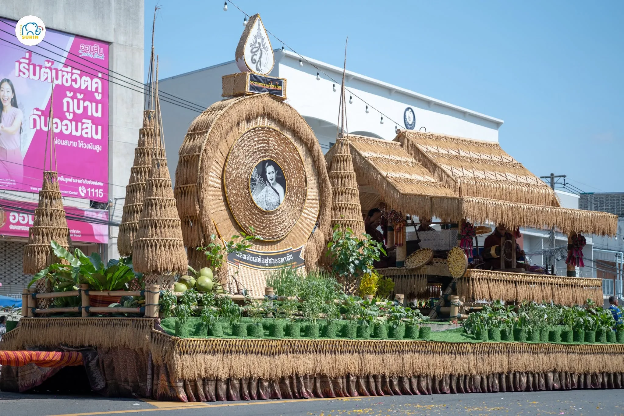 ขบวนแห่ของดีอำเภอปราสาท-55