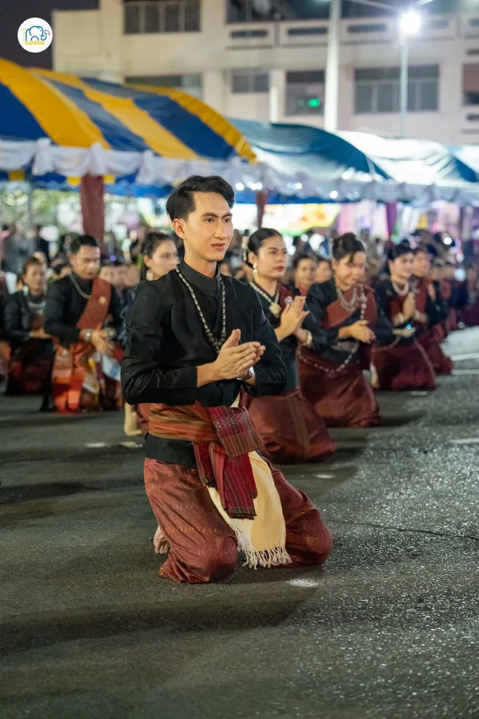 พิธีทำบุญเมืองสุรินทร์-13