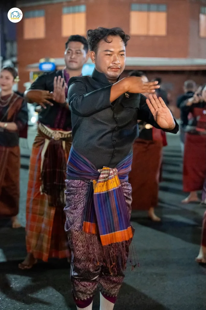 พิธีทำบุญเมืองสุรินทร์-16