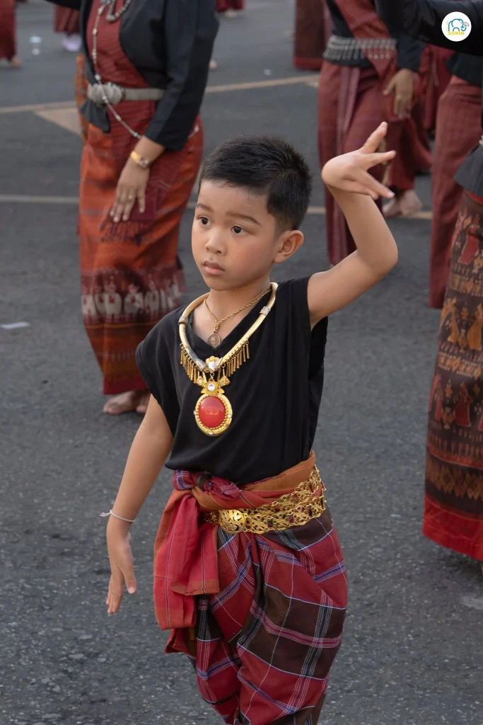 พิธีรำบวงสรวงสืบศรัทธาพระยาสุรินทรภักดีศรีณรงค์จางวาง-28