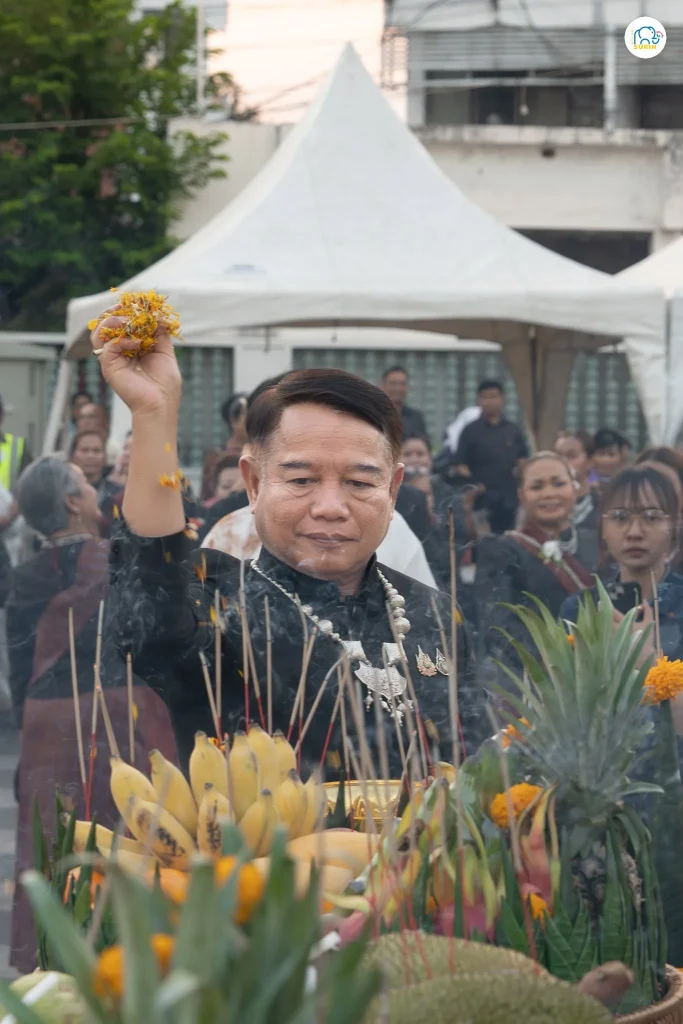 พิธีรำบวงสรวงสืบศรัทธาพระยาสุรินทรภักดีศรีณรงค์จางวาง-49