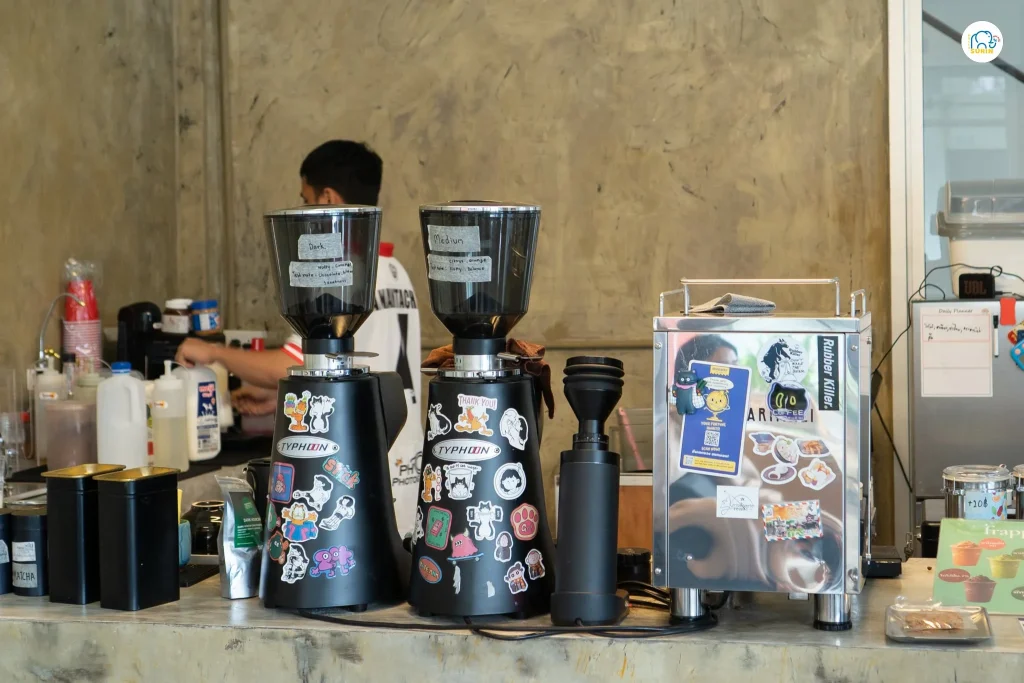 Lumos surin coffee shop . wake up-1
