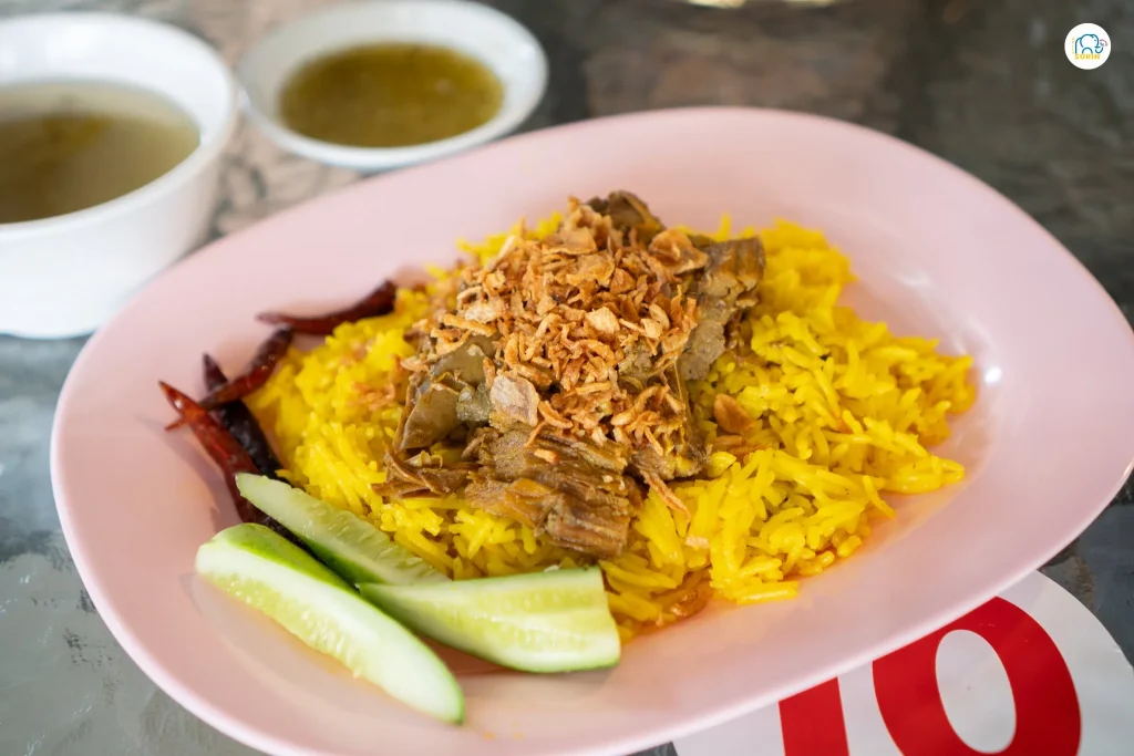ก๋วยเตี๋ยวเนื้อนายหมี สาขาสุรินทร์17