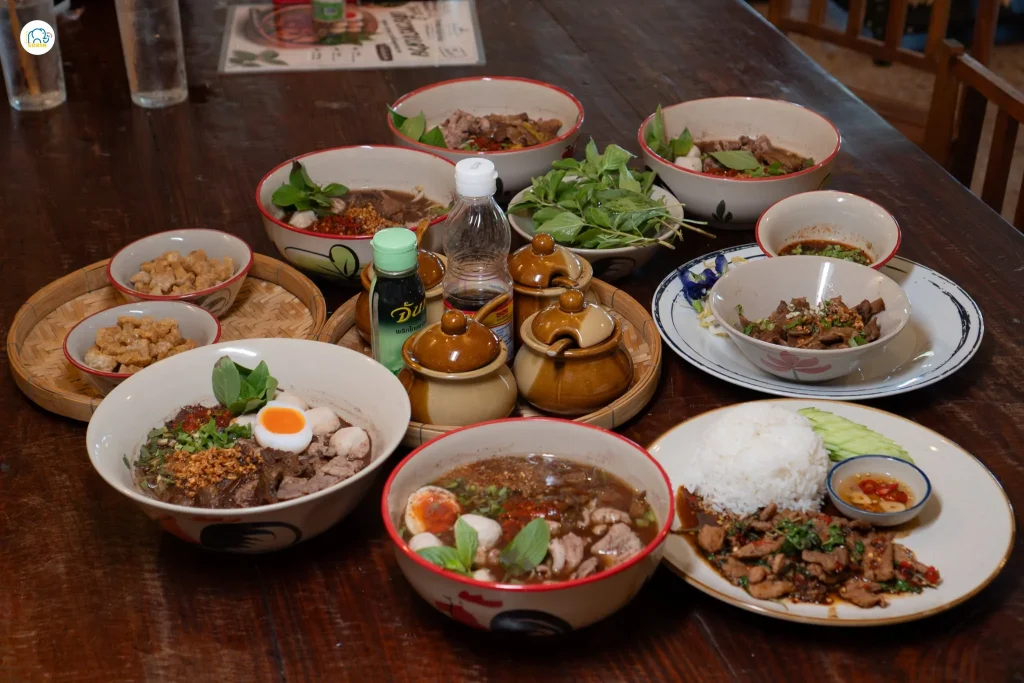 ก๋วยเตี๋ยวเรือรักร้อย-11