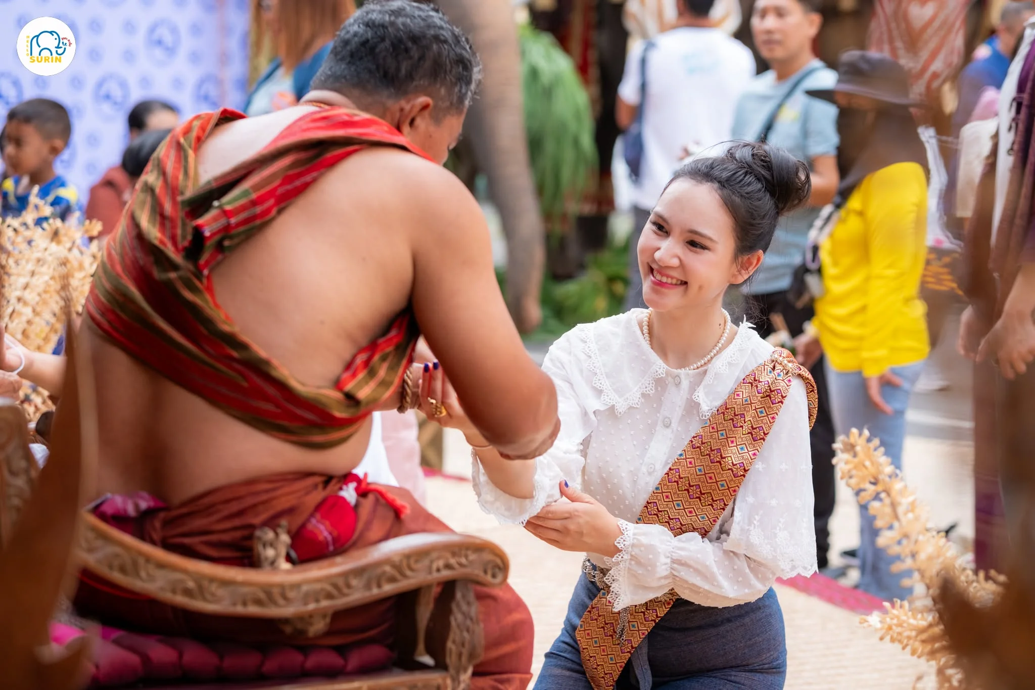 ตักบาตรบนหลังช้าง2568-16