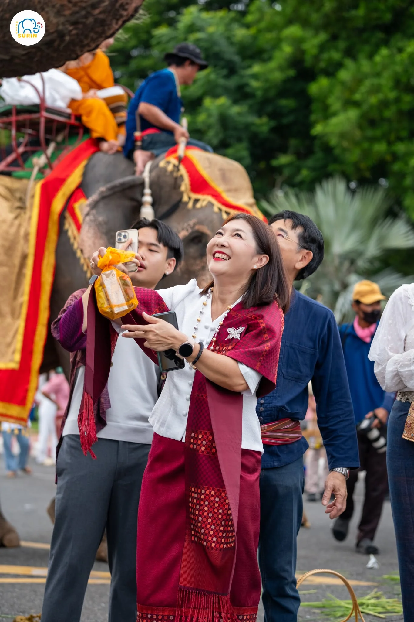 ตักบาตรบนหลังช้าง2568-17