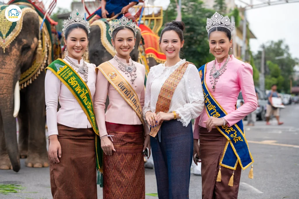 ตักบาตรบนหลังช้าง2568-24