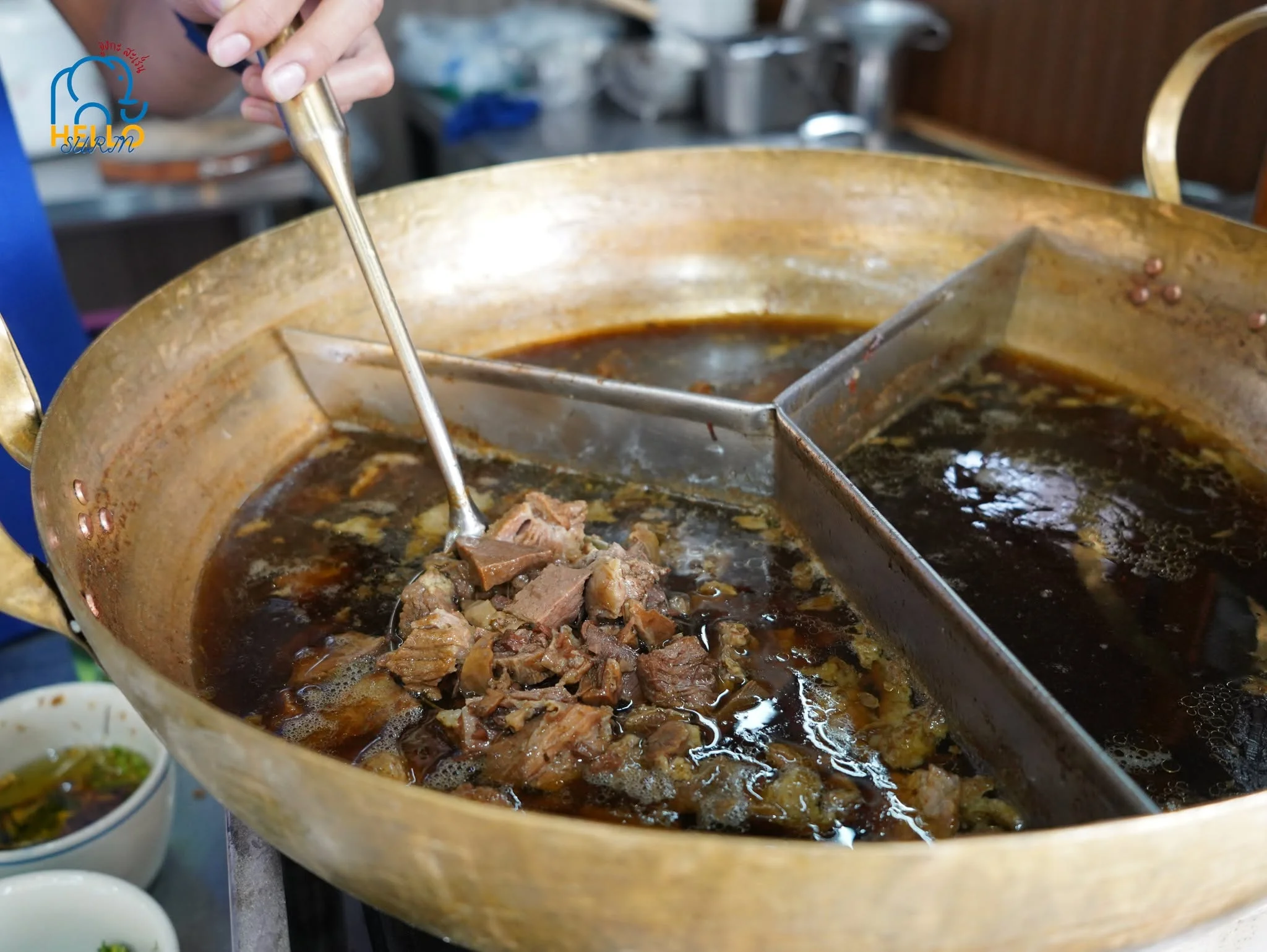 สมบูรณ์พูนสุข ก๋วยเตี๋ยวเนื้อวากิว - 11