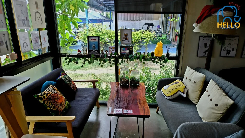 Cafe de moon by Yo คาเฟ่ เดอมูน -11