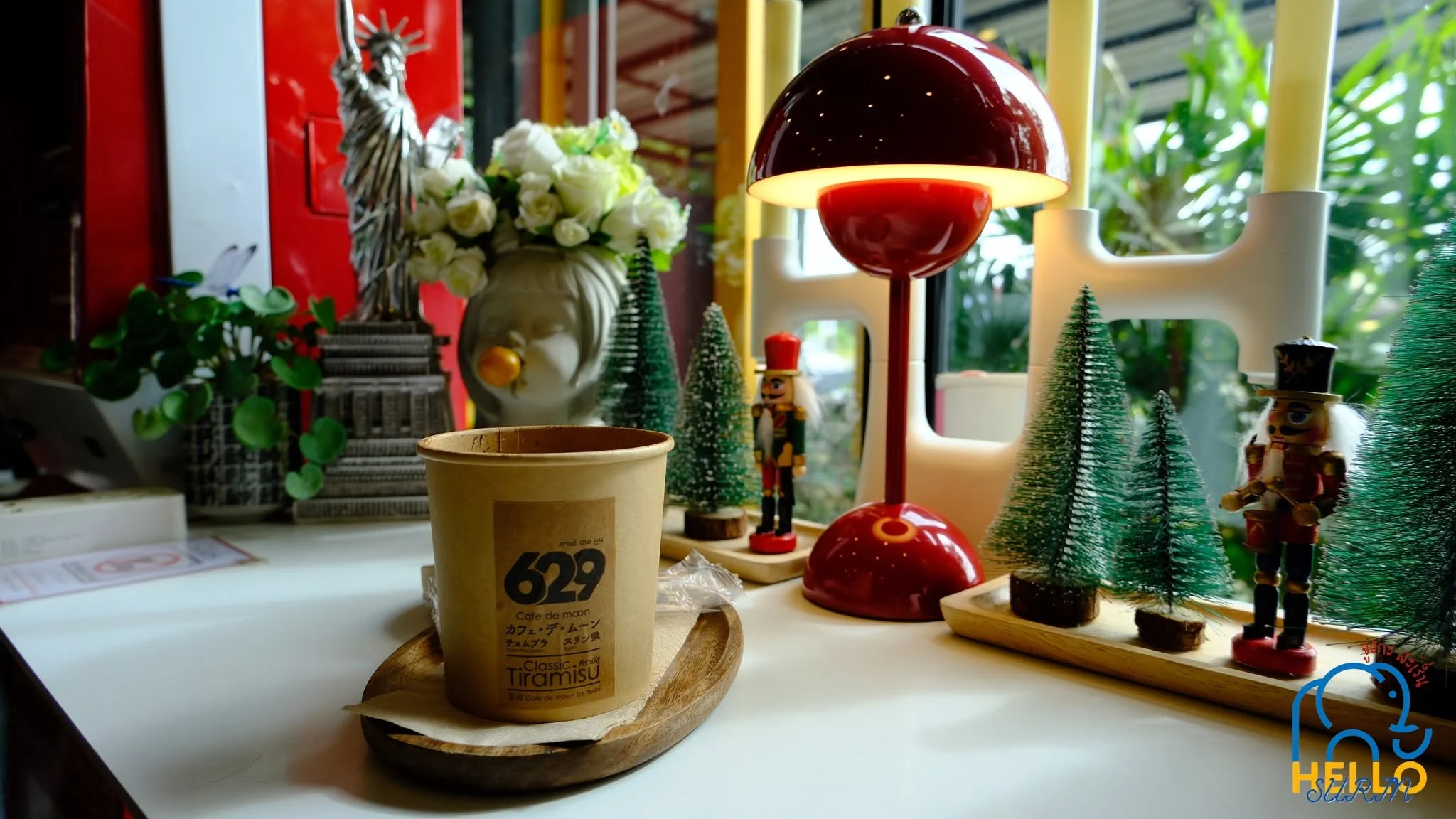 Cafe de moon by Yo คาเฟ่ เดอมูน -14