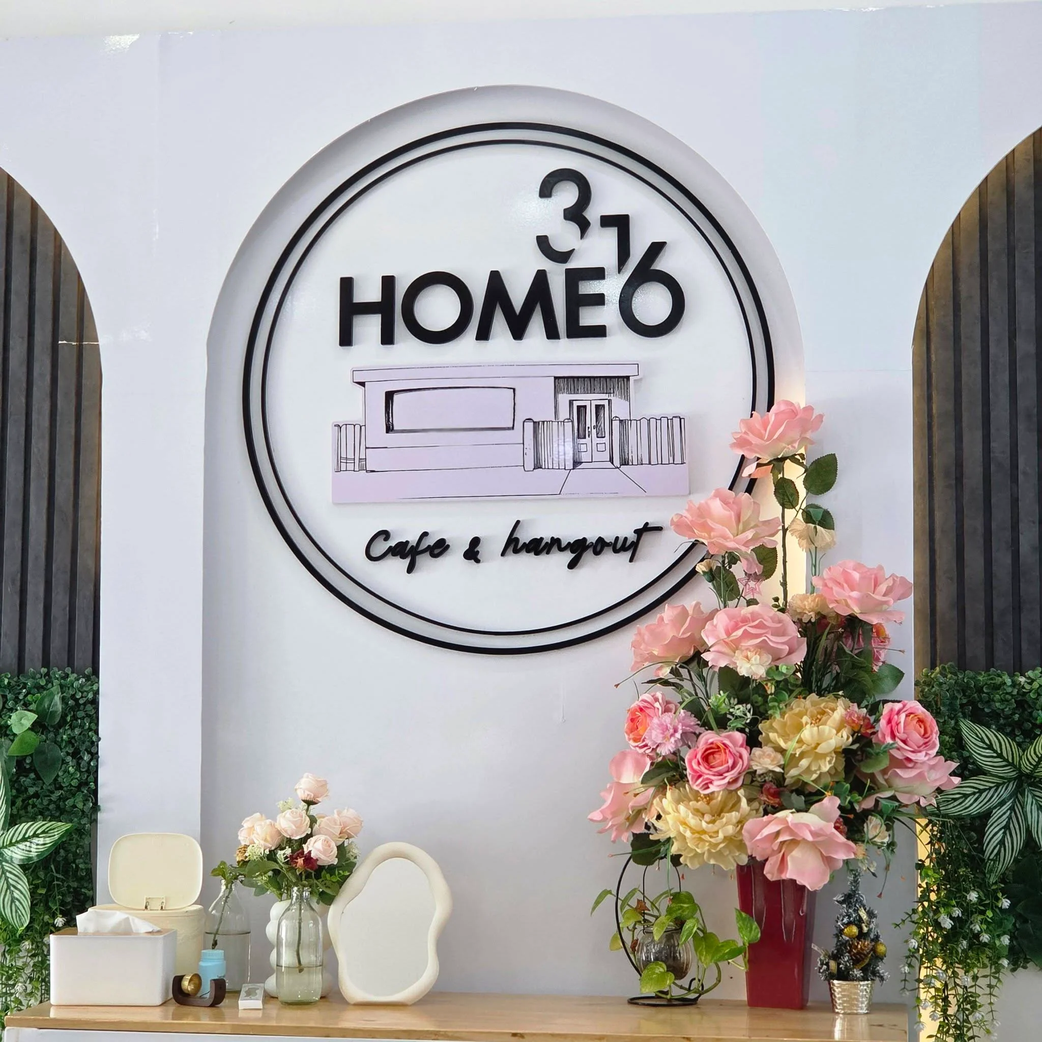 HOME 316 cafe-2