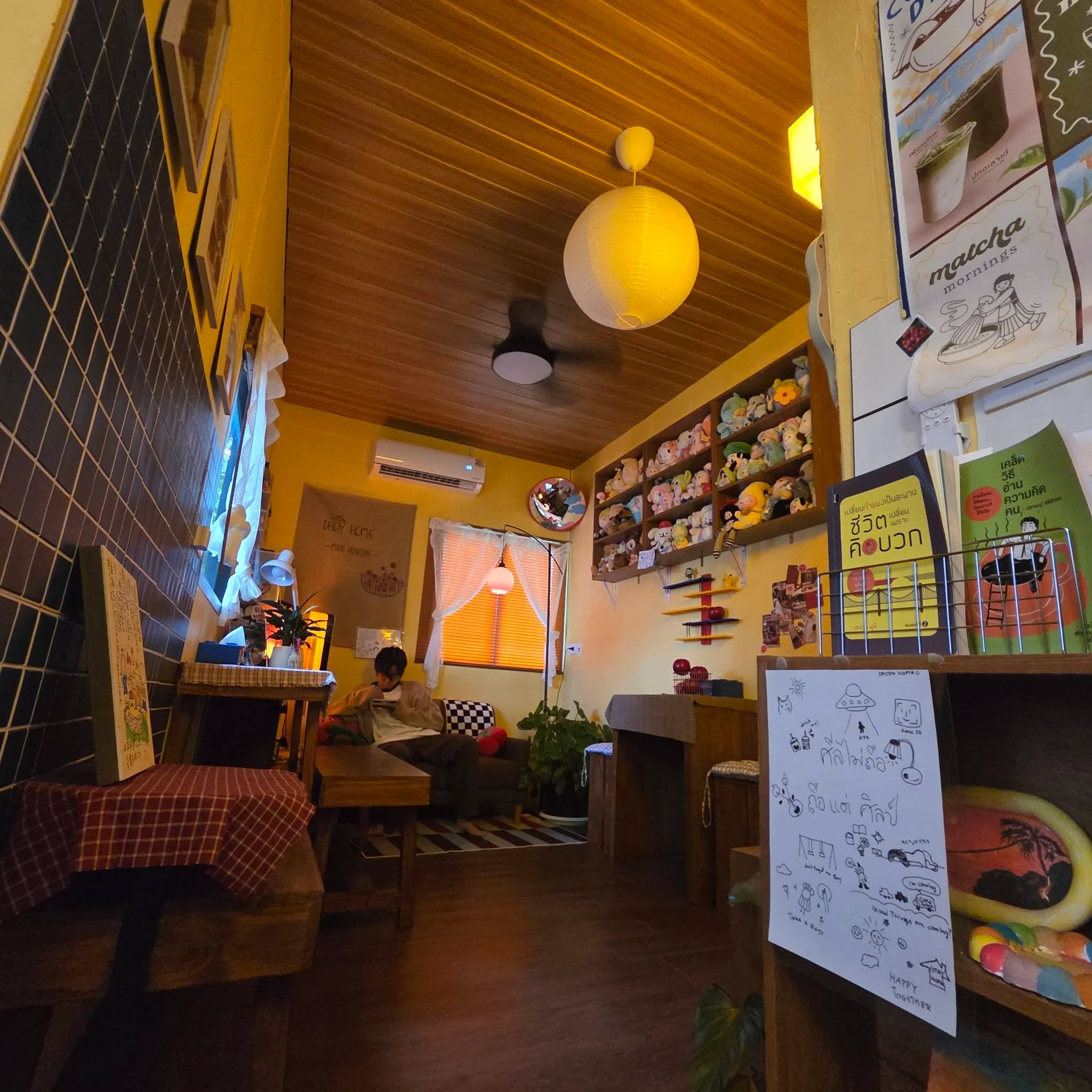daddy home cafe-9