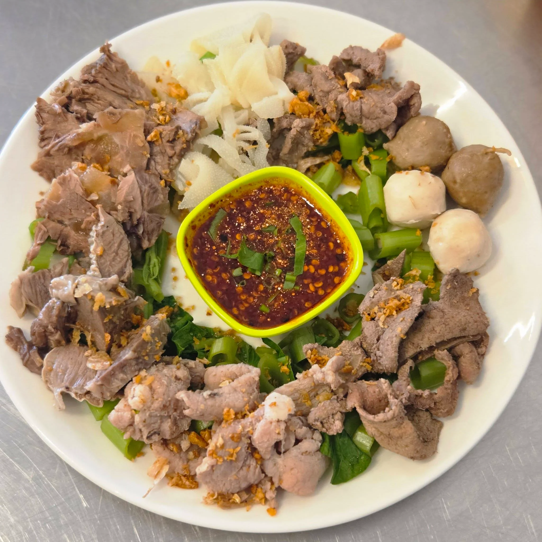 ท่าช้างก๋วยเตี้ยวเรือรสเด็ด-1