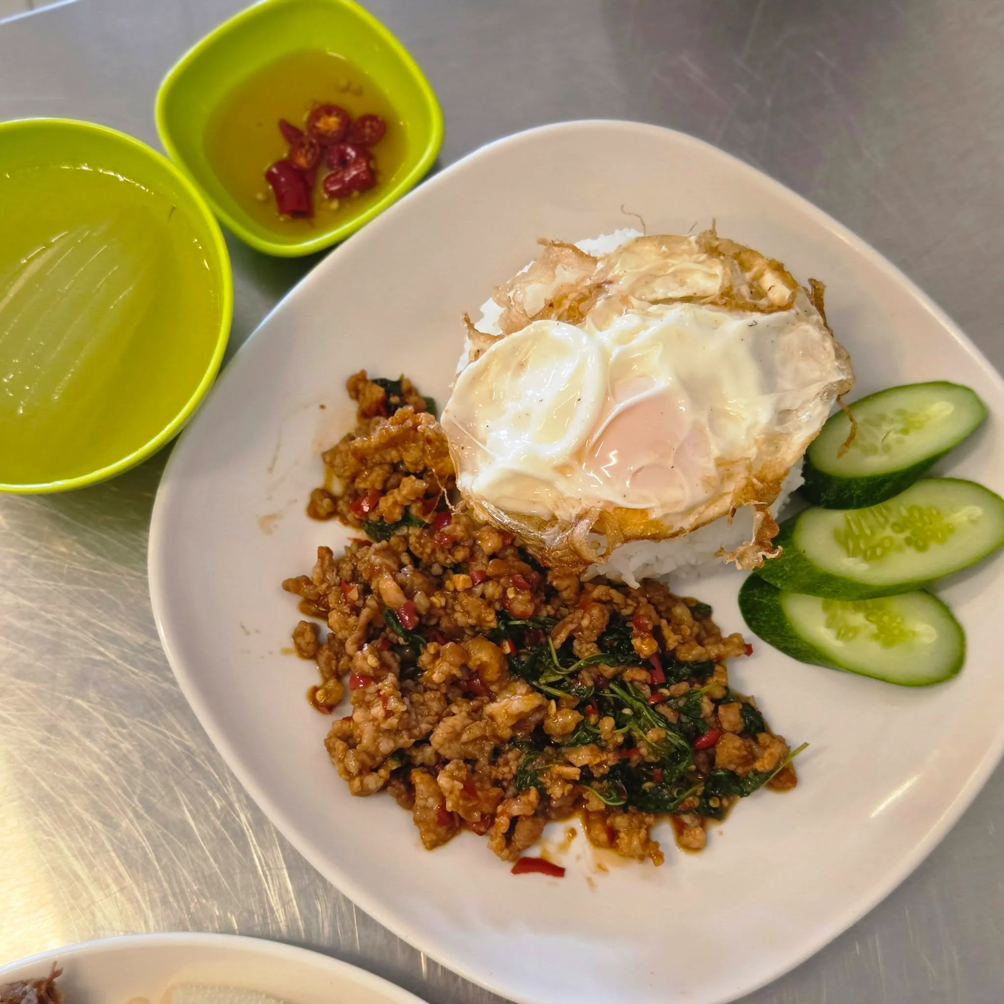 ท่าช้างก๋วยเตี้ยวเรือรสเด็ด-10